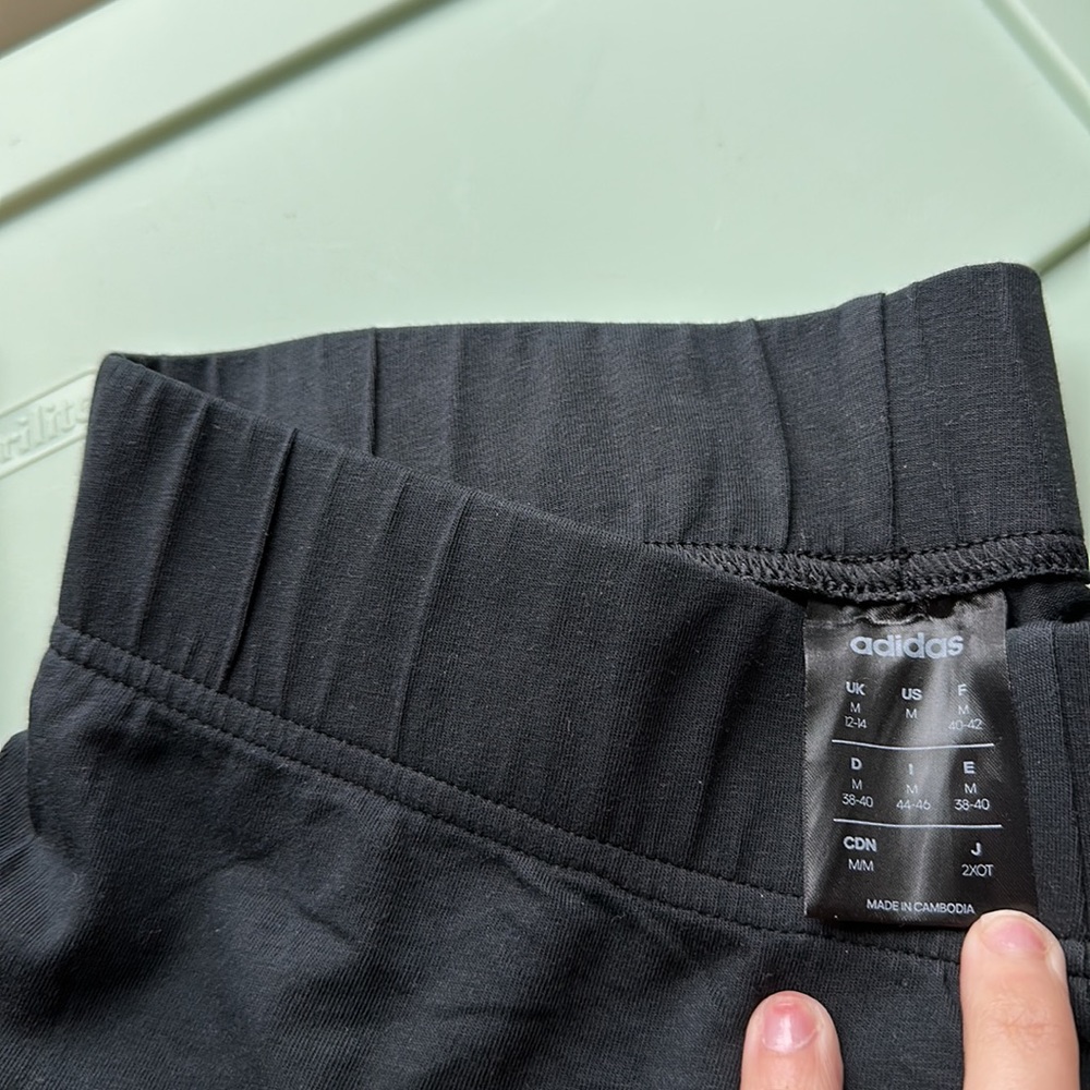 Adidas Legging - Picture 4 of 4